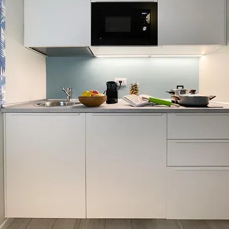Appartement Blue Palm Jungle Self Checkin Design Milaan